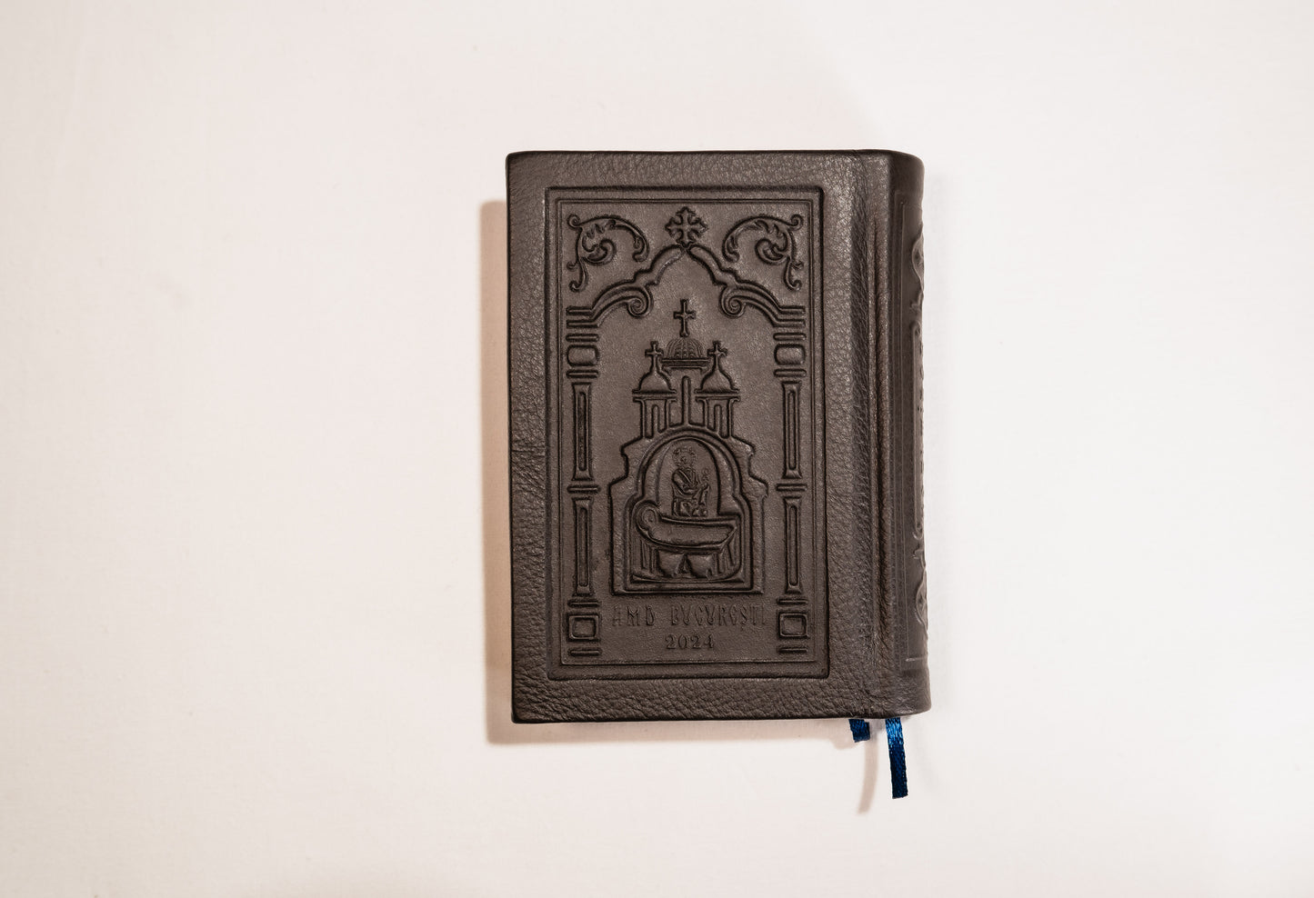 Psaltirea Mică cu Scris Mare, Legată Manual în Piele Naturală